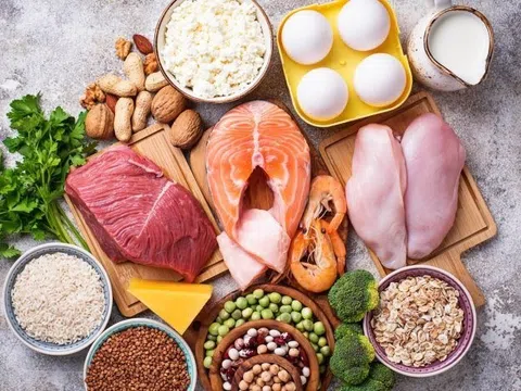 4 hệ lụy sức khỏe khi ăn quá nhiều protein