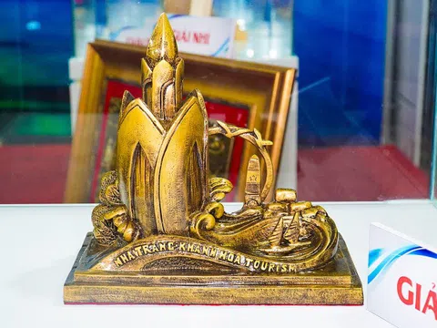 Tượng tháp Trầm Hương được chọn làm quà tặng du lịch Khánh Hòa