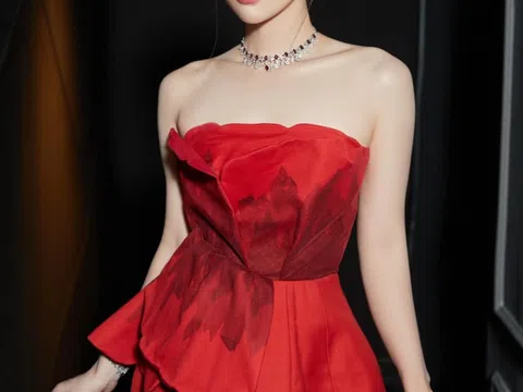 Gu thời trang của ứng viên 'Mỹ nhân của năm' Phương Anh Đào