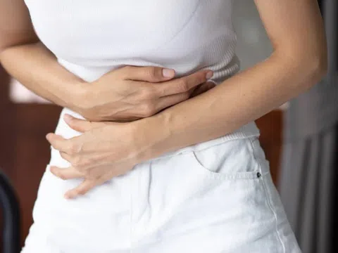 Dấu hiệu cảnh báo bạn mắc bệnh dạ dày