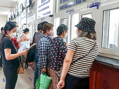 Hơn 20.000 bệnh nhân ung thư đã được miễn giấy chuyển tuyến theo quy định mới