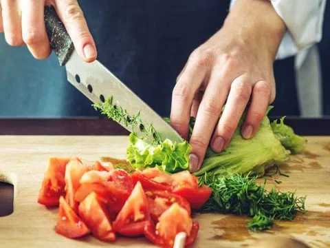 Nên rửa sạch trước hay cắt thái thực phẩm trước?