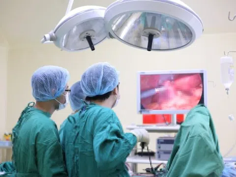 Nam thanh niên ở TP.HCM nguy kịch sau phút mất kiểm soát
