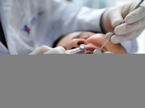 7 bệnh răng miệng người Việt dễ mắc ít nhất một lần trong đời