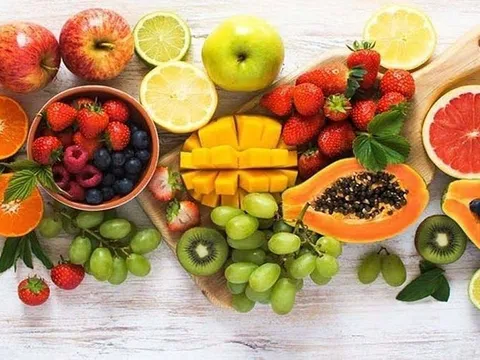 Vitamin và khoáng chất nào tốt cho mắt cận thị?