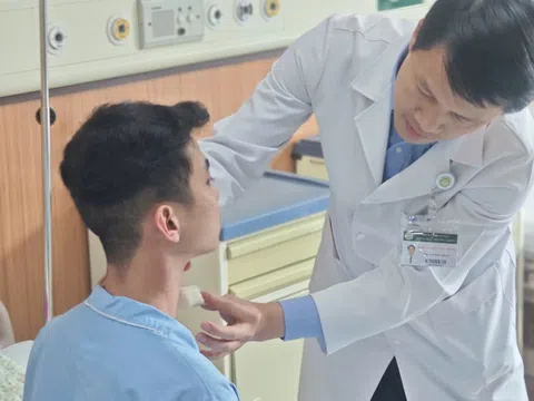 Phẫu thuật gãy cột sống cổ phức tạp chỉ qua đường mổ 1cm