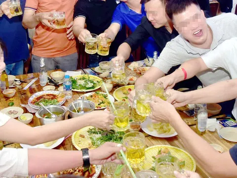 Ăn Tết 'không rượu' và những lợi ích cho sức khỏe