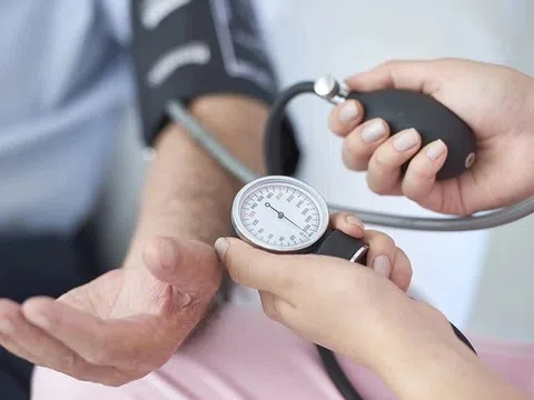 Không chủ quan khi huyết áp thấp