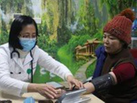Người tăng huyết áp cần chú ý gì ngày Tết?