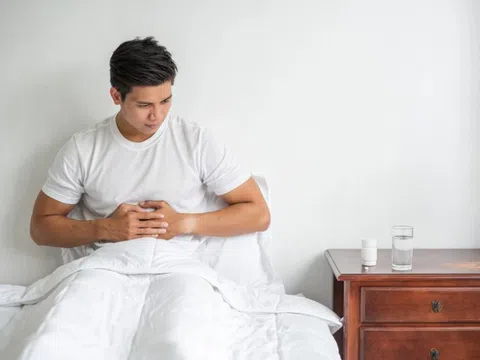 5 dấu hiệu ung thư đại trực tràng không nên bỏ qua
