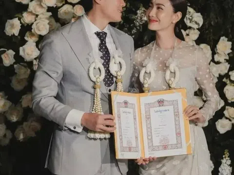 5 váy cưới của minh tinh Thái Lan