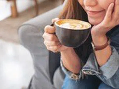 Cà phê hòa tan có khác gì về lợi ích so với cà phê pha phin?