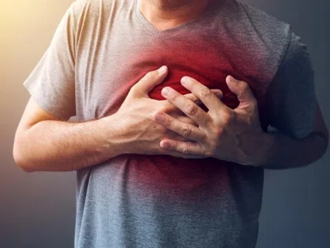 Thói quen xấu và chủ quan khiến người đàn ông suýt mất mạng