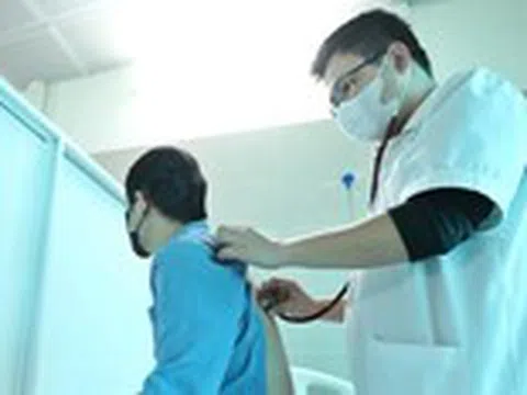 Dấu hiệu cúm mùa chuyển nặng cần cẩn trọng