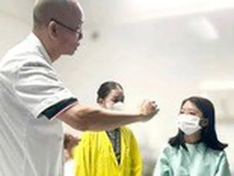 Liều lĩnh tự tiêm filler tại nhà, nữ sinh 14 tuổi suýt mù mắt