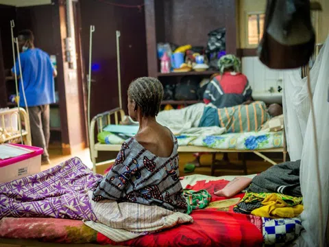 Liên hợp quốc cảnh báo 6 triệu ca tử vong do AIDS nếu Mỹ ngừng viện trợ