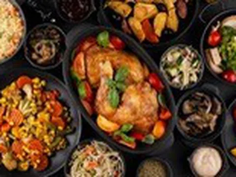 Bữa tối có nên là bữa ăn ít nhất trong ngày?