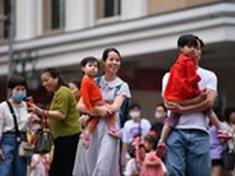 Không kỷ luật người sinh con thứ 3: Chính sách thiết thực để khuyến sinh
