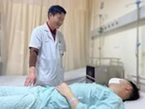 Tự bẻ gãy ‘cậu nhỏ’, hai thanh niên nhập viện cấp cứu
