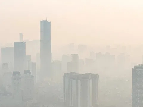 Ô nhiễm không khí trở lại sau những ngày Hà Nội nồm ẩm