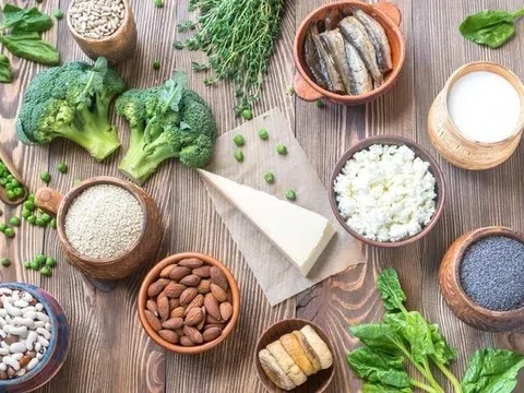 Cơ thể cần bao nhiêu canxi để xương chắc khỏe?