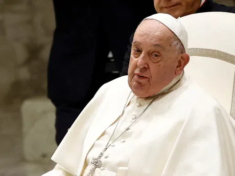 Sức khỏe Giáo hoàng Francis chuyển biến xấu