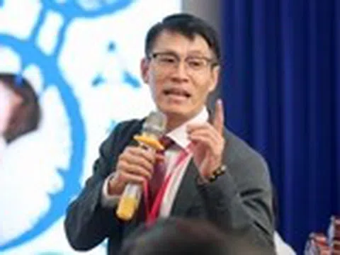 Nhiều người bị rối loạn giấc ngủ do thói quen 'nấu cháo' điện thoại