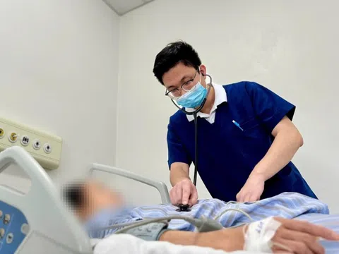 Người phụ nữ hôn mê chỉ sau một ngày sốt