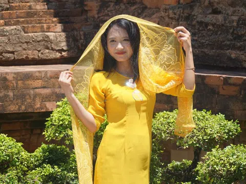 Giá vé máy bay dịp 30/4 gần gấp đôi ngày thường