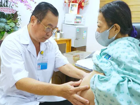Niềm vui của bác sĩ ung thư phụ khoa ở TP.HCM: 'Em có thai rồi'