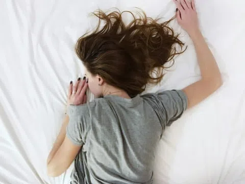 Những hành động vô tình có thể gây họa cho 'cô bé'