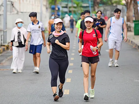5 mẹo đơn giản để sống lâu hơn 100 tuổi