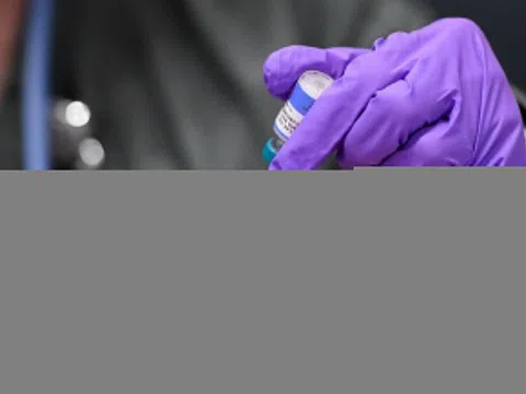 Thủ tướng yêu cầu đẩy nhanh tiêm phòng sởi, không để thiếu vaccine