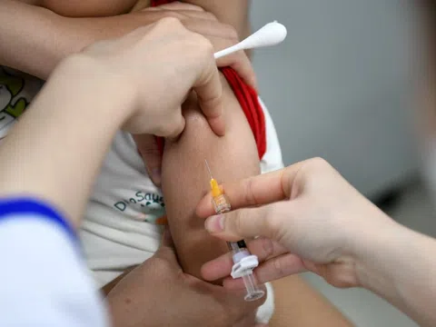 Bộ Y tế phản hồi đề nghị giảm giá vaccine sốt xuất huyết