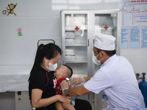 Dịch sởi phức tạp, Bộ Y tế vào cuộc giám sát đột xuất