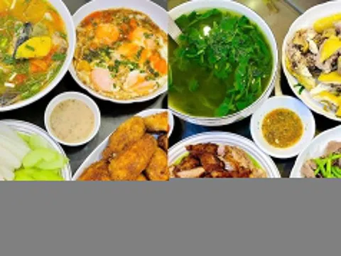 Cắt xén thịt heo, gia đình trẻ vẫn giữ mâm cơm đủ chất