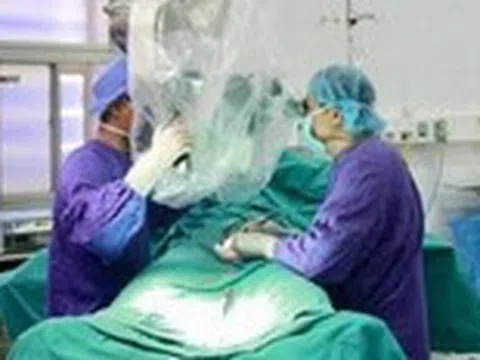 Giãn tĩnh mạch tinh: 'Sát thủ thầm lặng' gây vô sinh