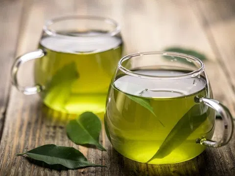 4 loại nước đơn giản nên uống mỗi sáng để giảm mỡ máu