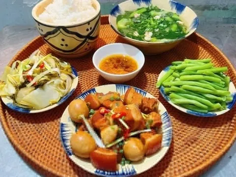 Một bữa ăn nên kéo dài bao lâu?