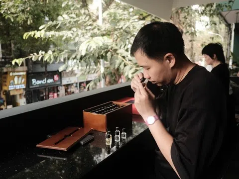 Lọ tập ngửi giúp khách thành chuyên gia cà phê