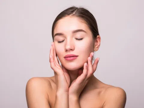 7 biện pháp tự nhiên duy trì làn da trẻ trung, khỏe mạnh