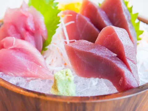 Ăn sashimi có nguy cơ nhiễm ký sinh trùng?