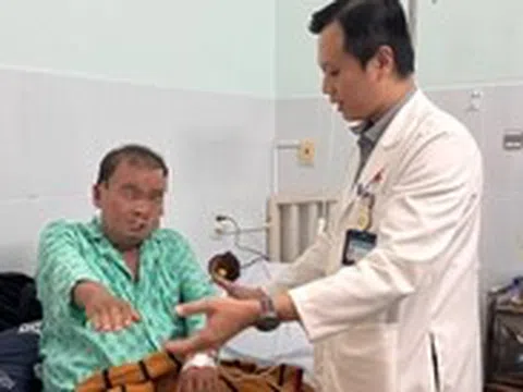 Chủ quan, tin 'mẹo dân gian', nhiều người tàn tật vì lỡ thời gian vàng trị đột quỵ