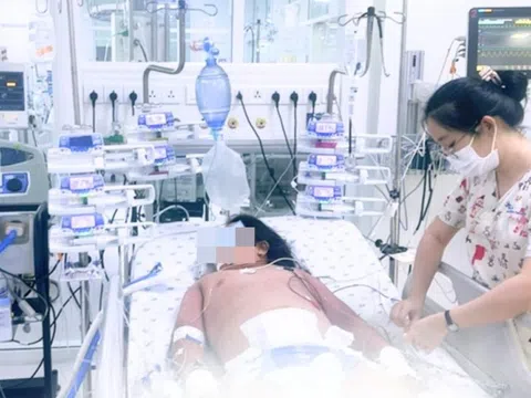 Sau 3 ngày sốt, bé gái ở TP.HCM rơi vào nguy kịch