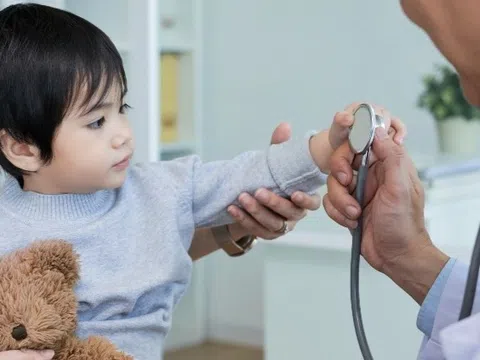 Nuôi trẻ khỏe, không ốm vặt từ xây dựng đề kháng nội tại mạnh mẽ