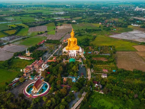 Tượng Phật cao lớn nhất Thái Lan