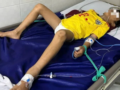 Bé trai nguy kịch vì vết thương nhỏ ở ngón chân