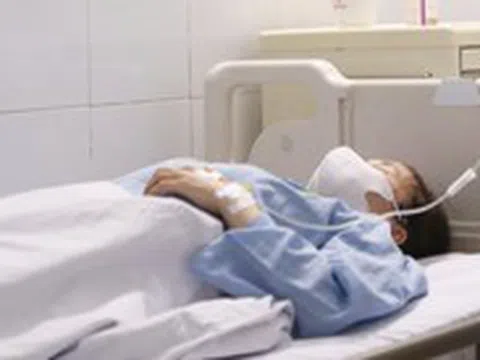 Nữ điều dưỡng nhập viện sau cú tát của người nhà bệnh nhân