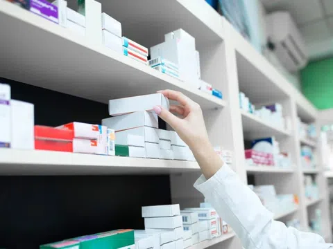 Nhà thuốc không còn là 'vùng an toàn'?