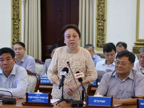 Ngưng thanh tra, ai kiểm soát thực phẩm bẩn ở TP.HCM?